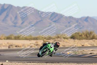 media/Dec-07-2025-CVMA (Sun) [[3e7d2de5dc]]/Race 16-Formula Middleweight/